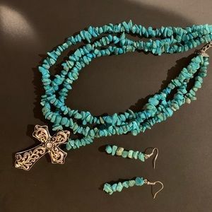 LOT of 10 Necklaces plus more!!